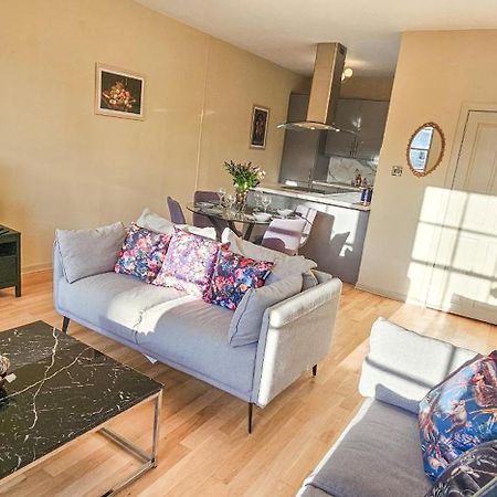 Royal Mile - Bright 2 Bedroom Apartment Edimburgo Exterior foto