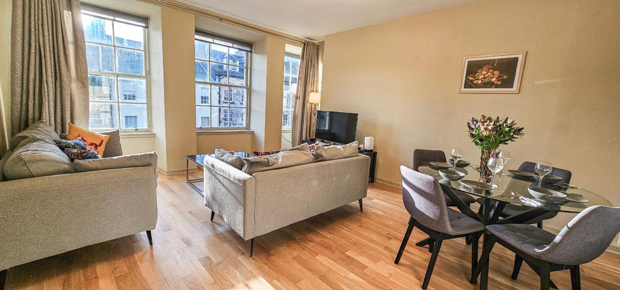 Royal Mile - Bright 2 Bedroom Apartment Edimburgo Exterior foto